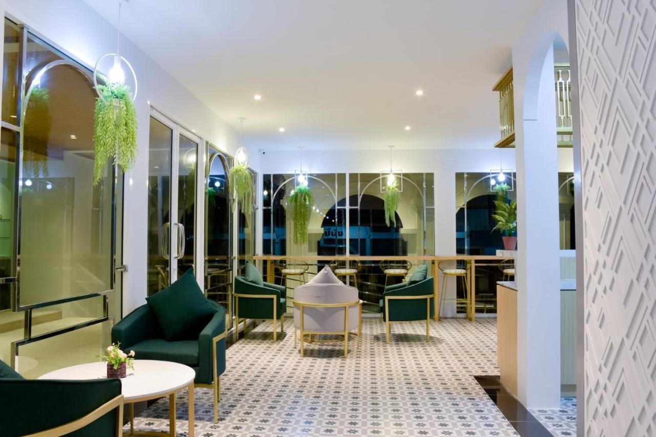 Peranakan House Phuket Exterior foto